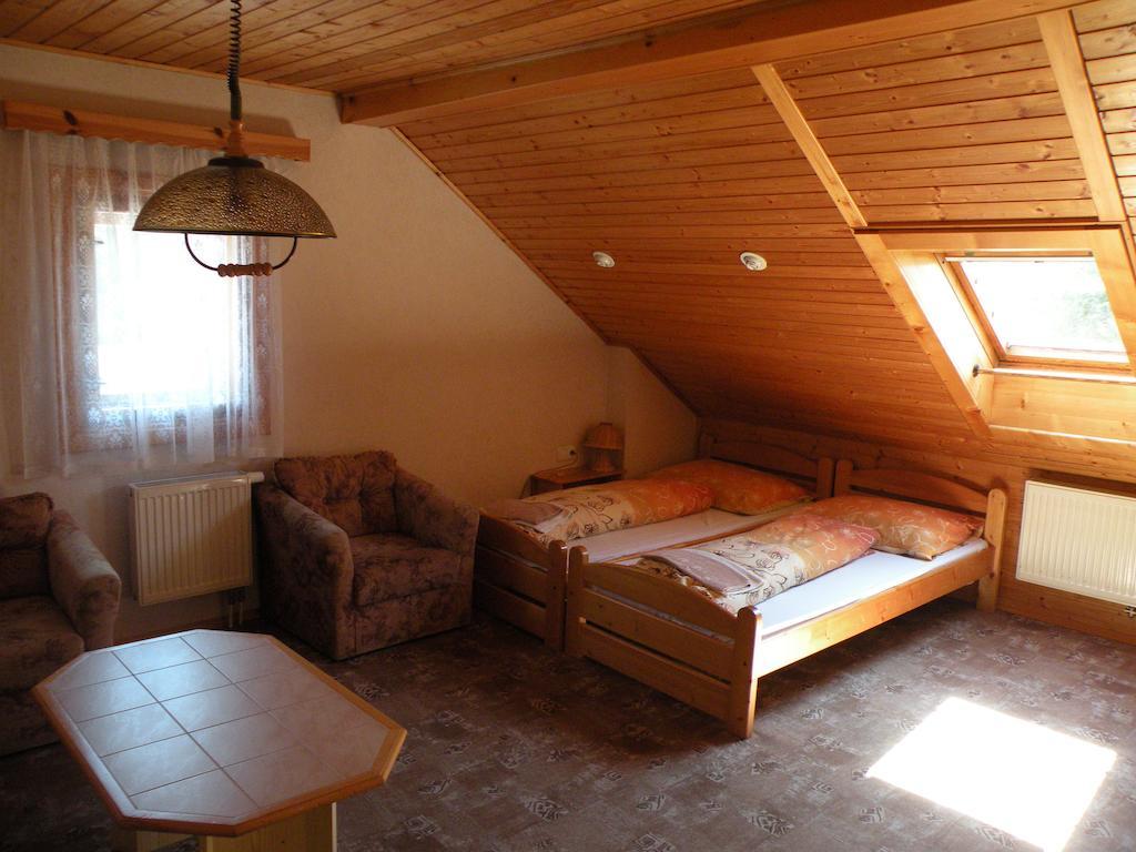 Hotel Lesni Dum Janske Lazne Ruang foto